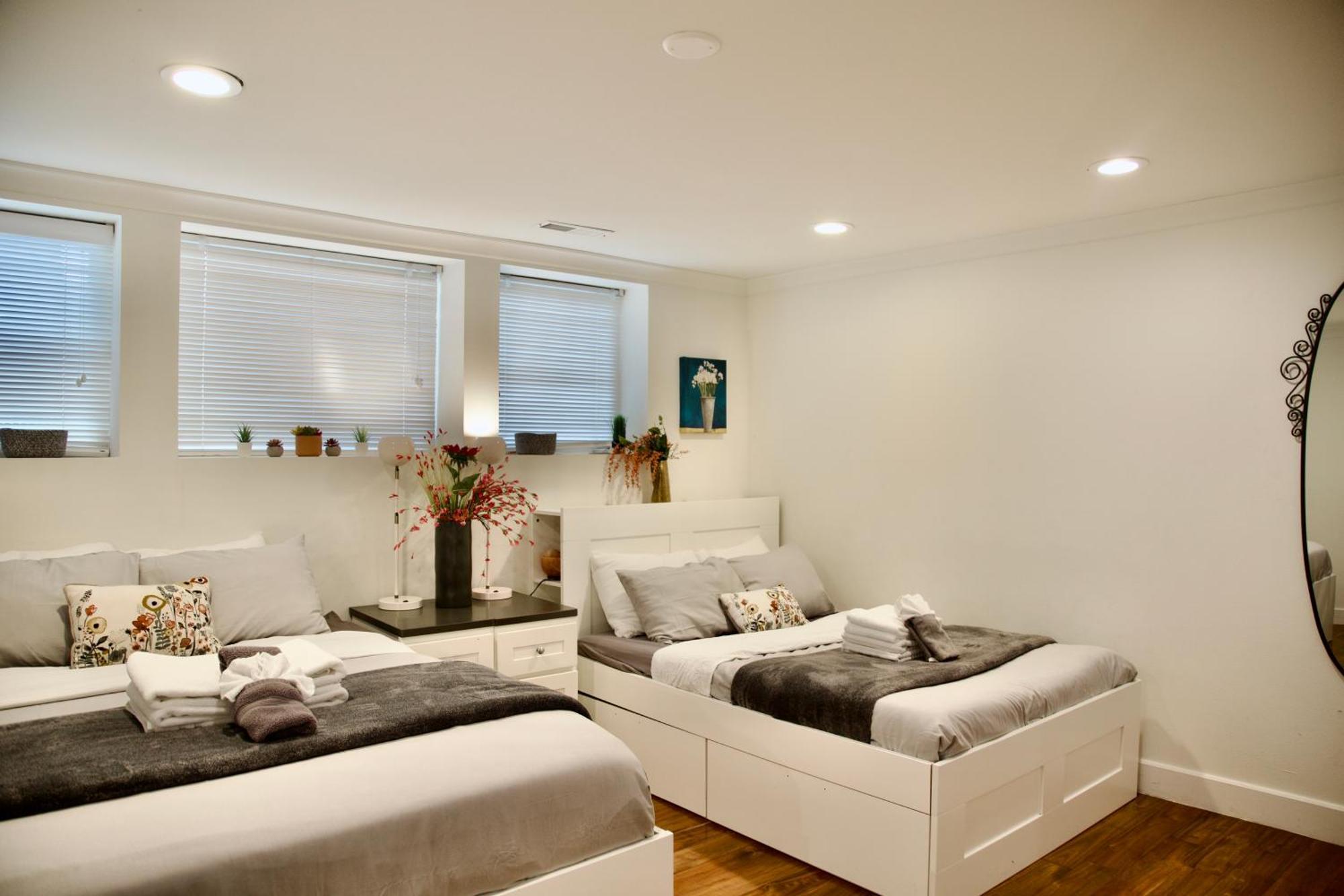 Scenic Lake View Home Tacoma Ngoại thất bức ảnh